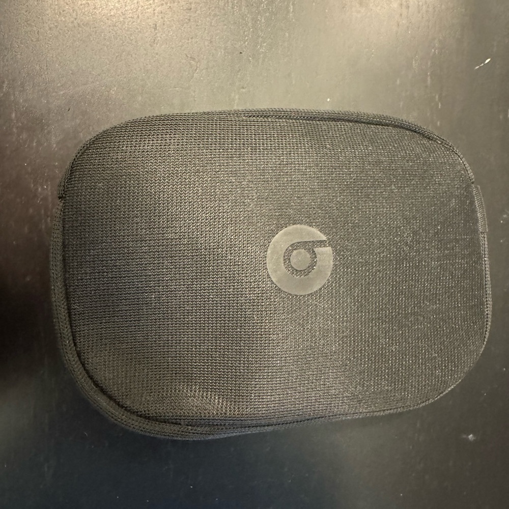 Beats Black Noise Cancelling Headphones